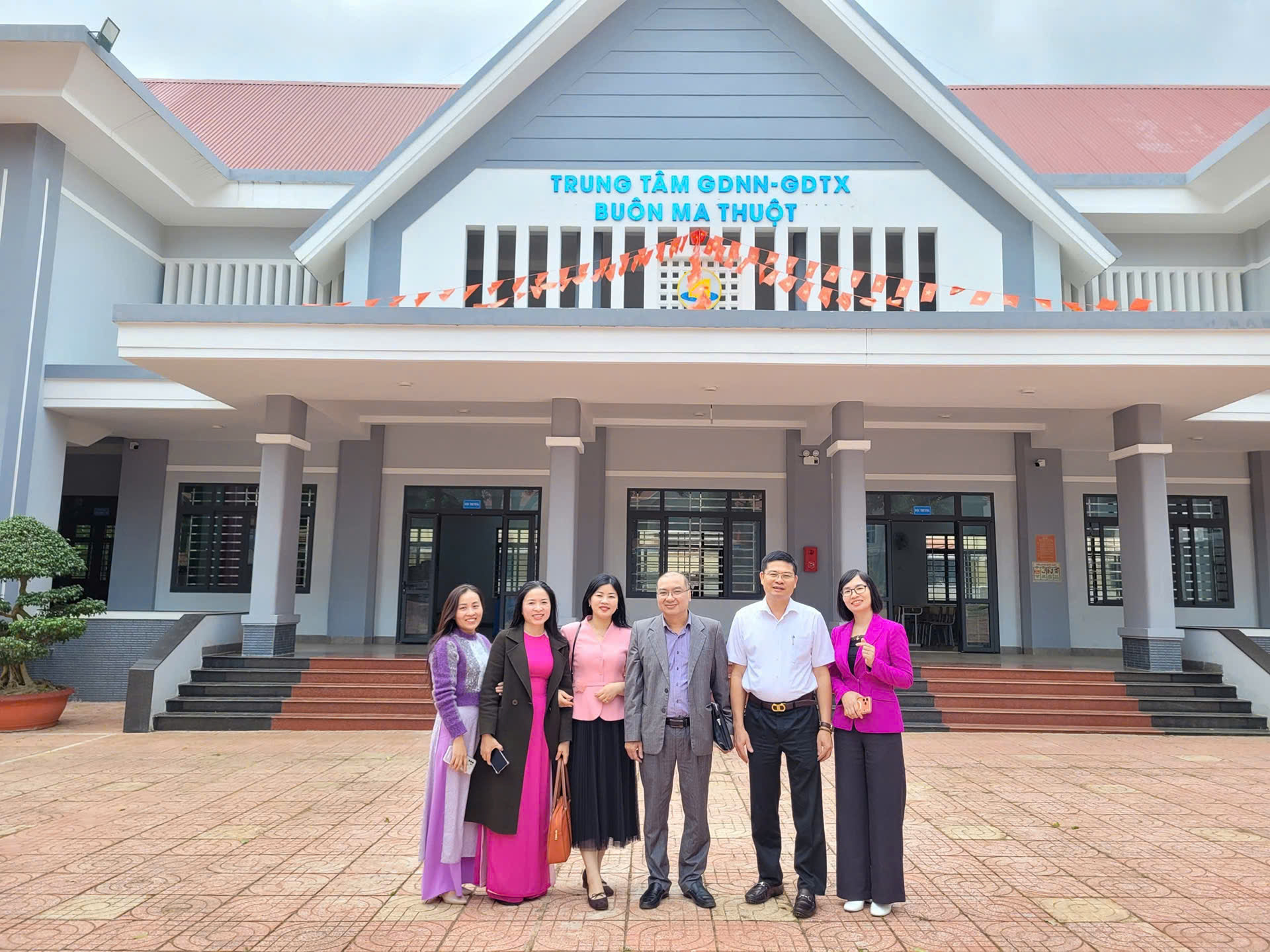 z7350661382960_ee2d40b96d9c55616a3e6248273cb407